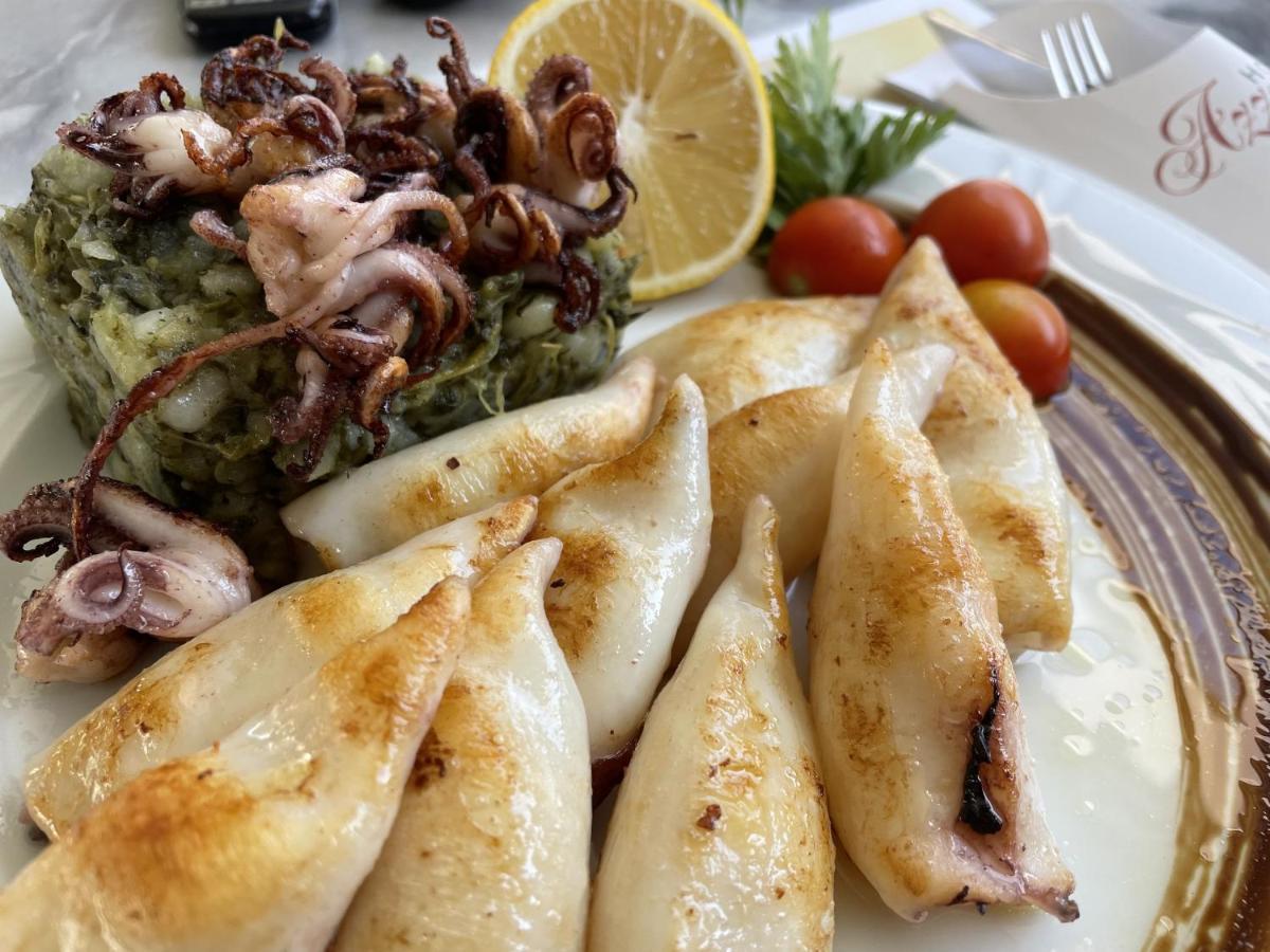 Hotel Azzurro 헤르섹 외부 사진