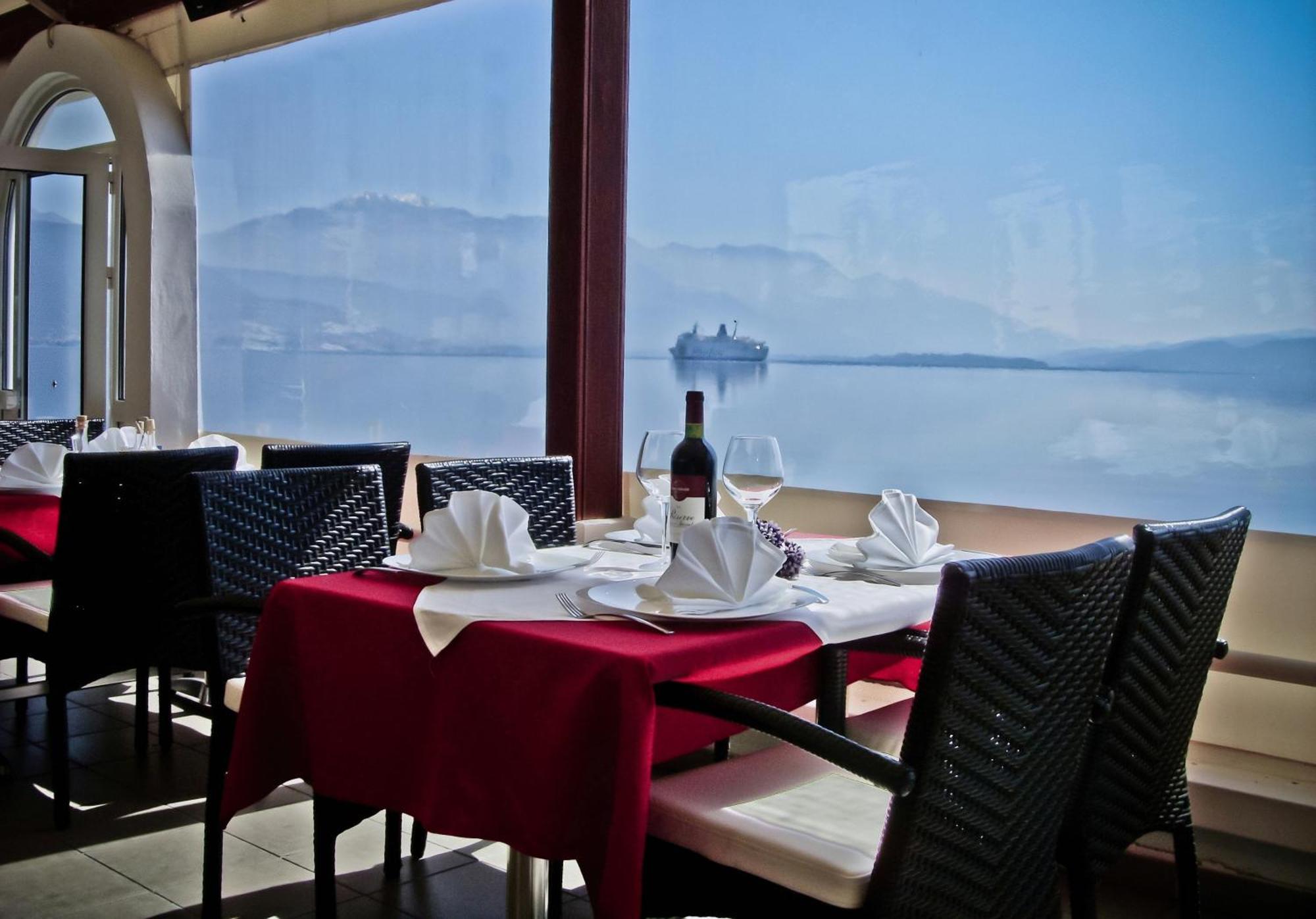 Hotel Azzurro 헤르섹 외부 사진