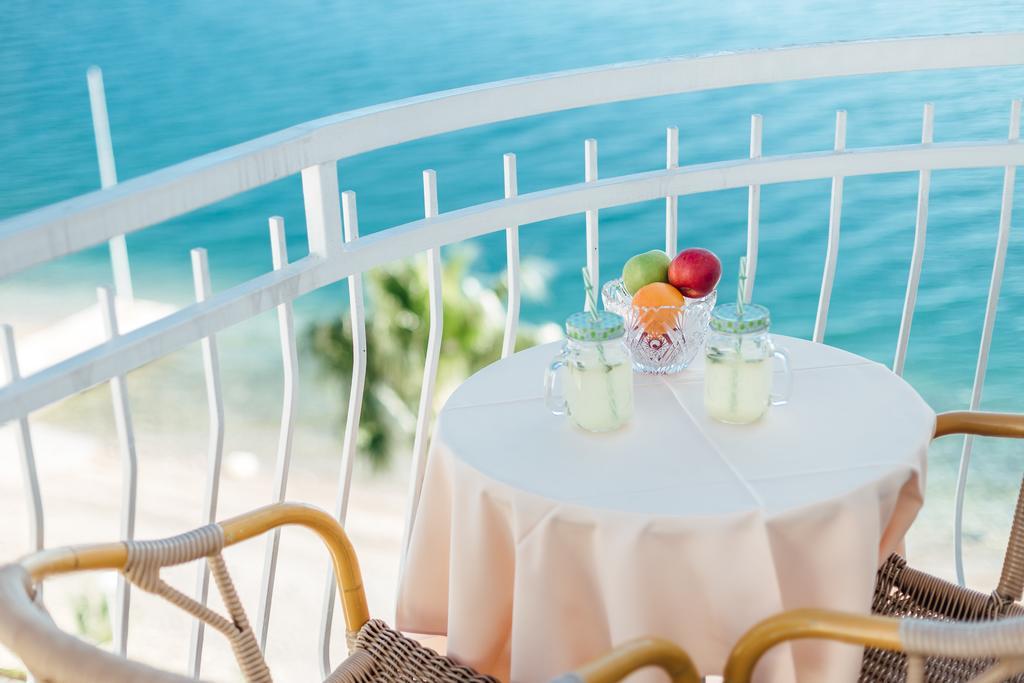 Hotel Azzurro 헤르섹 외부 사진