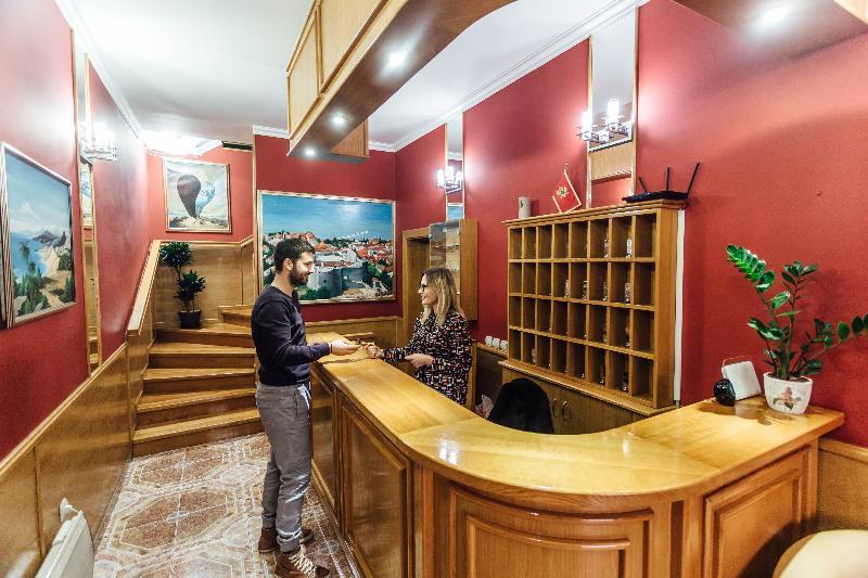 Hotel Azzurro 헤르섹 외부 사진
