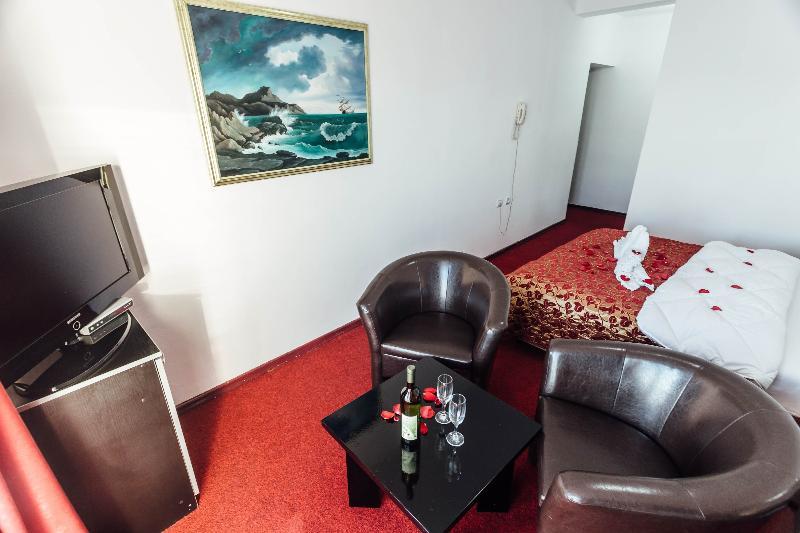 Hotel Azzurro 헤르섹 외부 사진